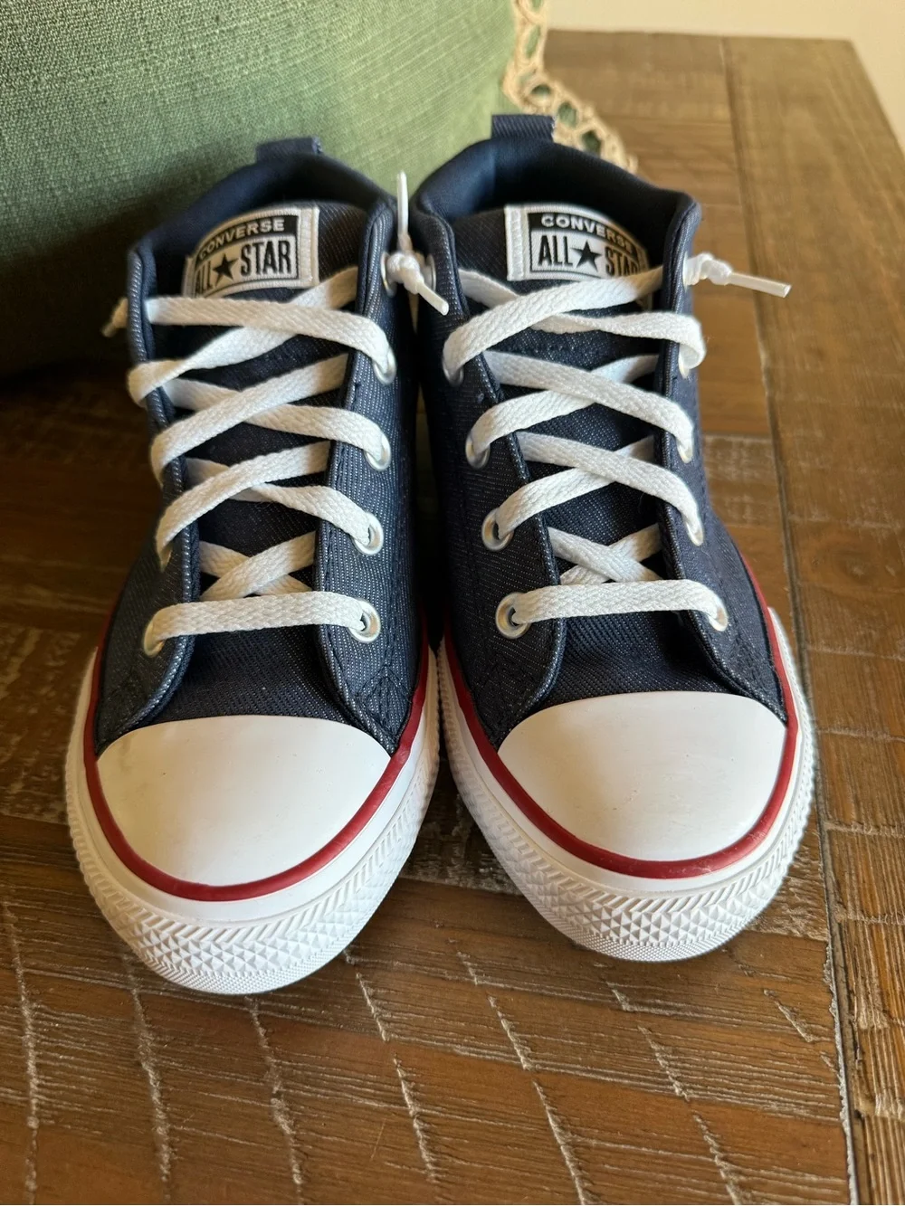 Converse classic low